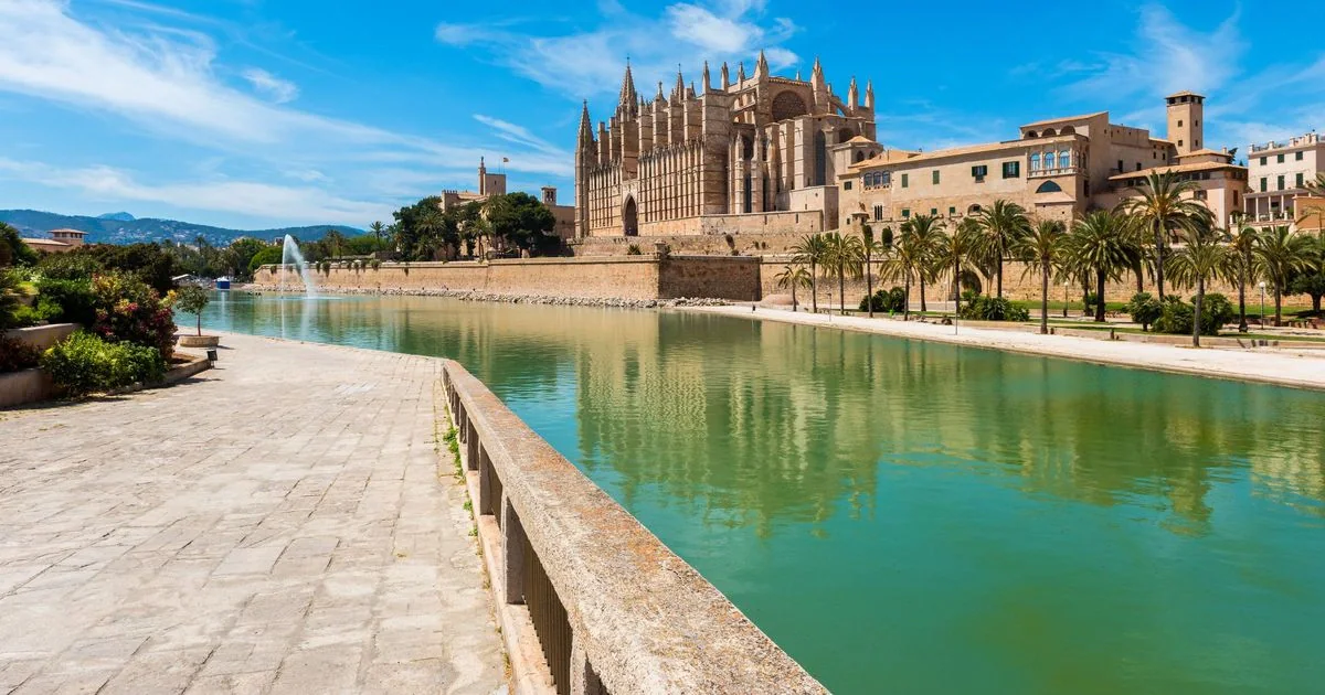Palma de Mallorca Kathedrale, Altstadt und mediterrane Uferpromenade