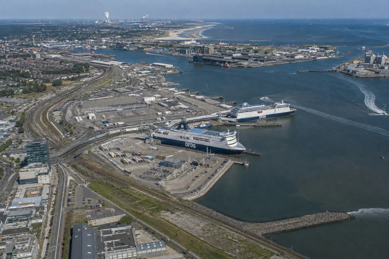 DFDS Passagierfährterminal in IJmuiden in den Niederlanden